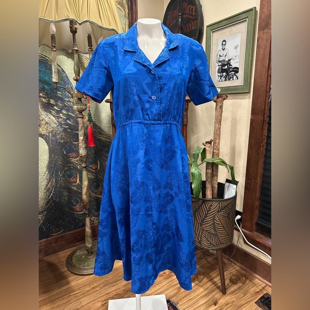 Vintage 80s Royal Blue Floral Jacquard Midi Dress Short Sleeve Retro Minimalist - Picture 4 of 9